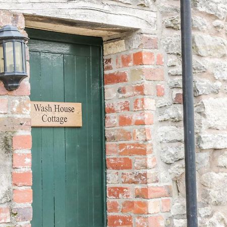 Wash House Cottage Much Wenlock Εξωτερικό φωτογραφία